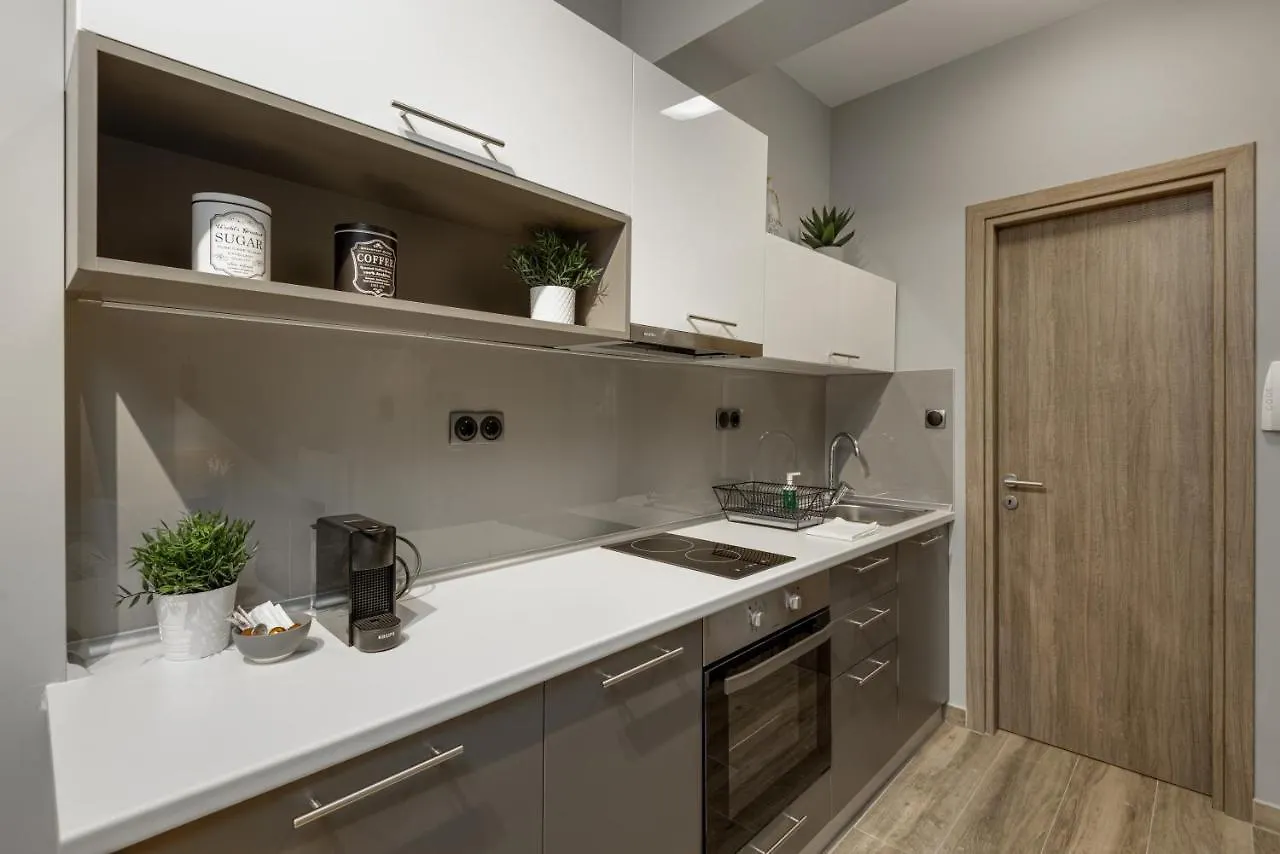 Sts Eight 5.2 Apartman Szaloniki